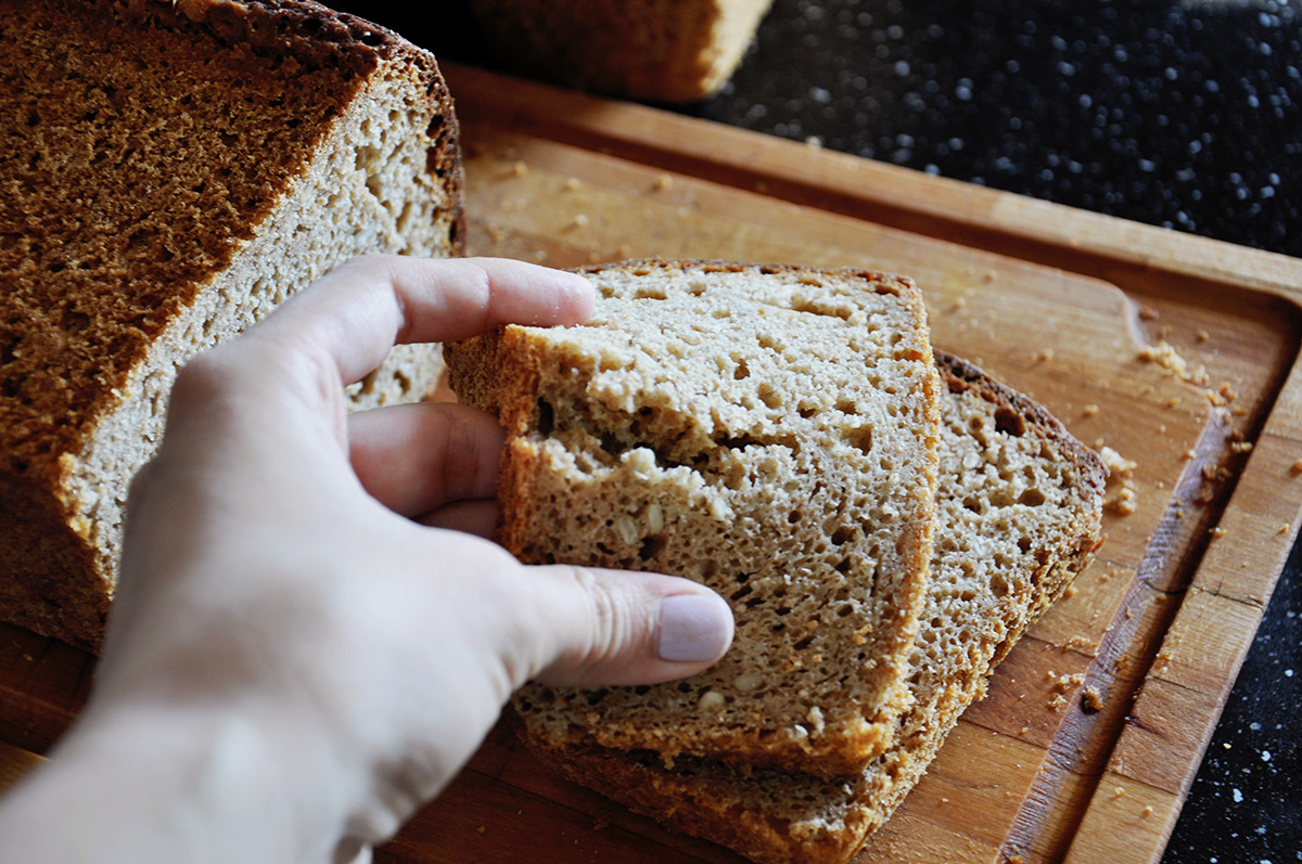 Хлеб невкусный. Некачественный хлеб. Качество хлеба. Бракованный хлеб. Хлеб в России.